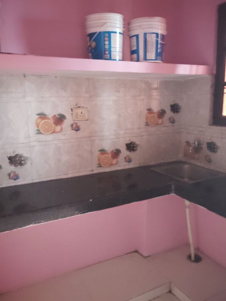 Kitchen, guru-kripa-adil-nagar 1.5 Bedroom 600 Sq.Ft. Villa In Adil Nagar Lucknow 10648997