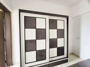 Room in 2 BHK Apartment at 38 Park Majestique, Undri – for Rent
