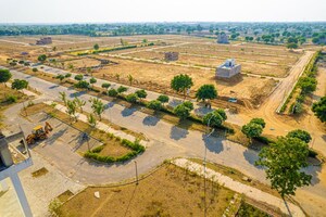   Plot at Vatika Infotech City, Thikariya – for Sale