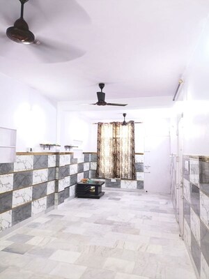 Living Room in 2 BHK Independent House at Vikas Puri – for Rent