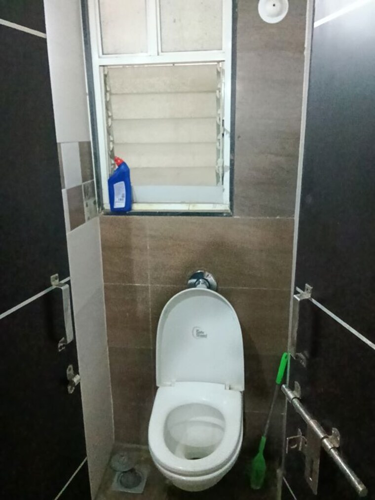 Bathroom, prime-space-utsav-homes 1 Bedroom 592 Sq.Ft. Apartment In Bavdhan Pune 10649050