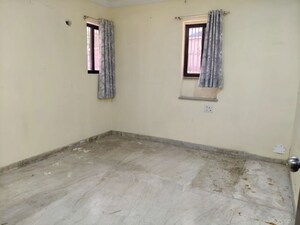 Room in 2 BHK Apartment at Sahyadri Apartment, Nerul – for Rent