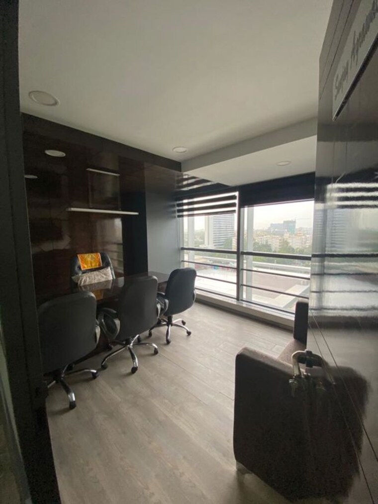  Parking, sankalp-iconic-tower Commercial Office Space 1186 Sq.Ft. In Sanidhya Ahmedabad 10649070
