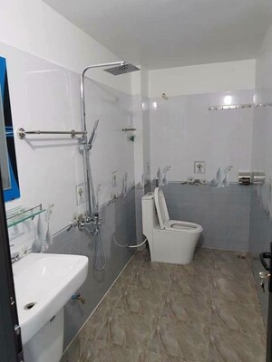 Bathroom in 3 BHK Villa at Manapullikavu – for Sale