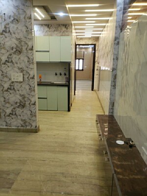 3 BHK Builder Floor For Rent in Janakpuri