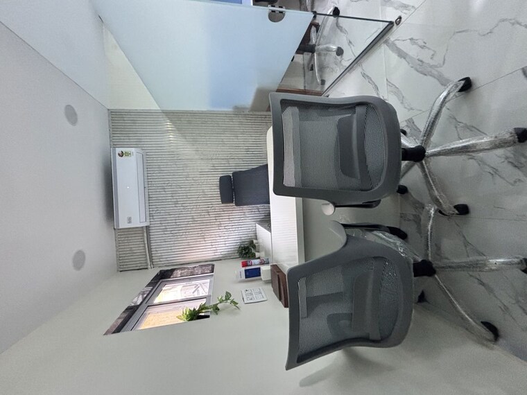 Living Room, mira road east Commercial Office Space 500 Sq.Ft. In Mira Road East Thane 10649093