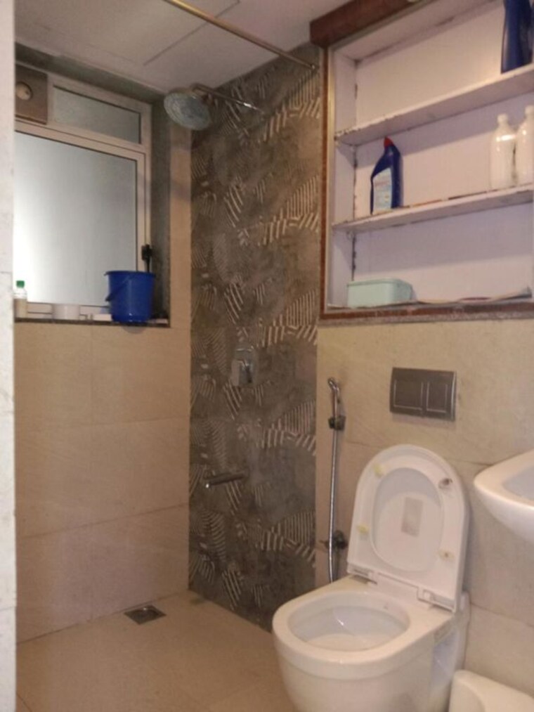Bathroom, lodha-upper-thane 2 Bedroom 666 Sq.Ft. Apartment In Anjur Thane 10631960