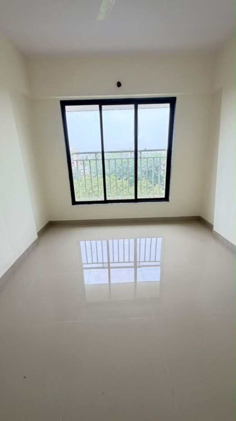 Room, shamik-marvel 2 Bedroom 700 Sq.Ft. Apartment In Vile Parle East Mumbai 10649101