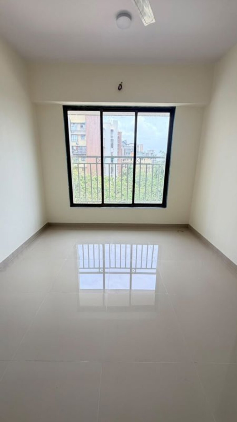Room, shamik-marvel 2 Bedroom 700 Sq.Ft. Apartment In Vile Parle East Mumbai 10649101