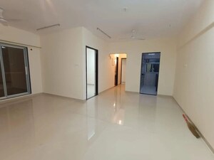 Room in 2 BHK Apartment at Majestic Avighna, Chembur – for Rent