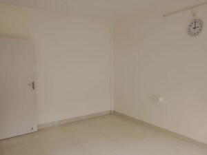Room in 1 BHK Apartment at Accord CHS, Andheri East – for Rent