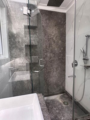 Bathroom in 3 BHK Builder Floor at Safdarjung Development Area – for Sale