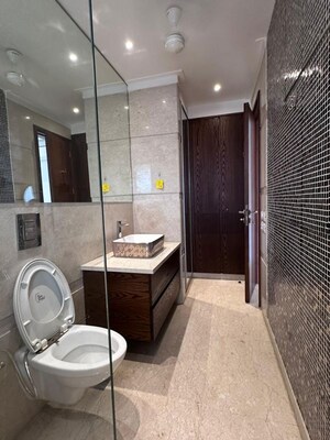 Bathroom in 3 BHK Builder Floor at Safdarjung Development Area – for Sale
