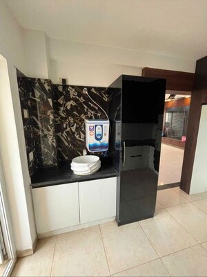 Furnished Amenities in 3 BHK Apartment at HM World City, Jp Nagar – for Rent