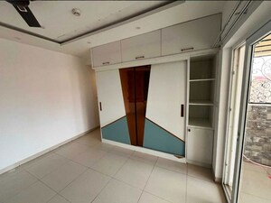 Room in 3 BHK Apartment at HM World City, Jp Nagar – for Rent