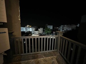 Balcony in 1 BHK Builder Floor at Saket – for Rent