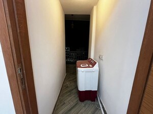 Bathroom in 1 BHK Builder Floor at Saket – for Rent