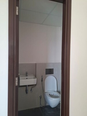 Bathroom in 1.5 BHK Apartment at Piramal Vaikunth, Balkum Pada – for Rent