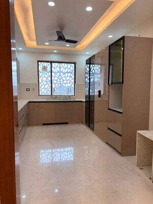Kitchen/pantry in 3 BHK Builder Floor at BPTP District 3, Sector 85 – for Sale