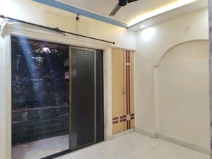 Room in 2 BHK Apartment at Shiv Shakti Shree Yashwant Empire, Nalasopara East – for Rent