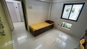 Room in  Pg at Evershine Nagar – for Rent