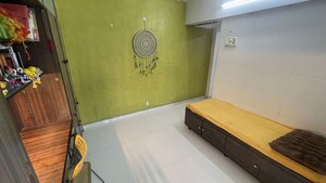 Room in  Pg at Evershine Nagar – for Rent