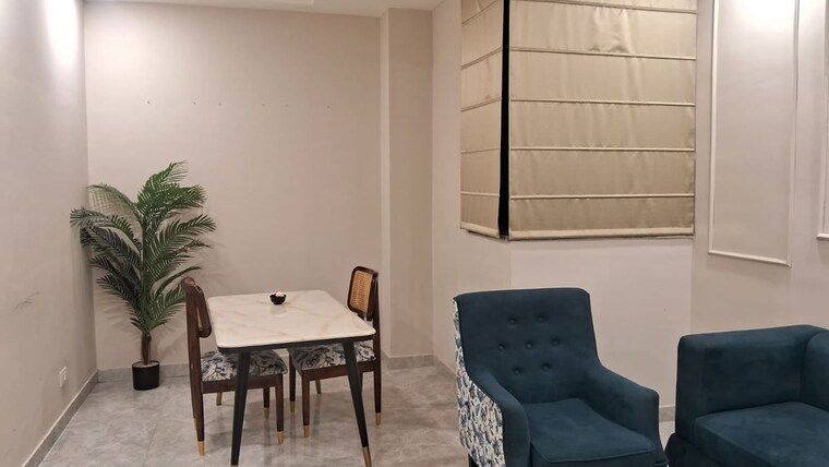 Team Area, dlf-city-gurgaon 2 Bedroom 1100 Sq.Ft. Builder Floor In Sector 27 Gurgaon 10649268