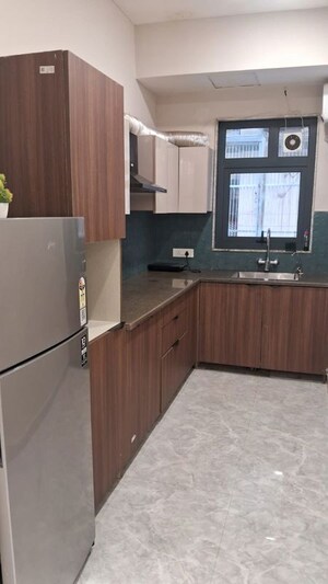 Kitchen in 2 BHK Builder Floor at DLF City Gurgaon, Sector 27 – for Rent