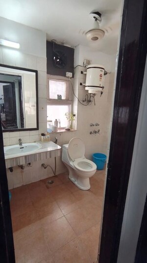 Bathroom in 2 BHK Apartment at Ansal Sushant Apartments, Sushant Lok I – for Rent
