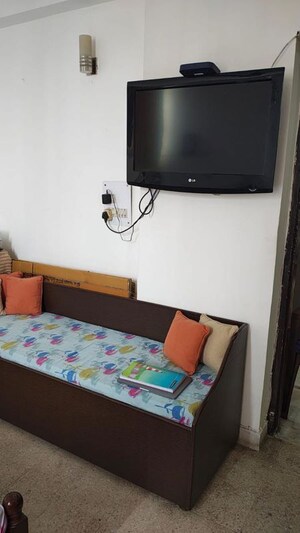 Furnished Amenities in 2 BHK Apartment at Ansal Sushant Apartments, Sushant Lok I – for Rent