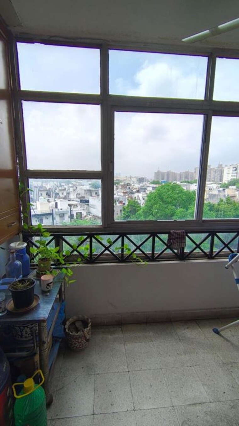 Balcony, ansal-sushant-apartments 2 Bedroom 1200 Sq.Ft. Apartment In Sushant Lok I Gurgaon 10649271
