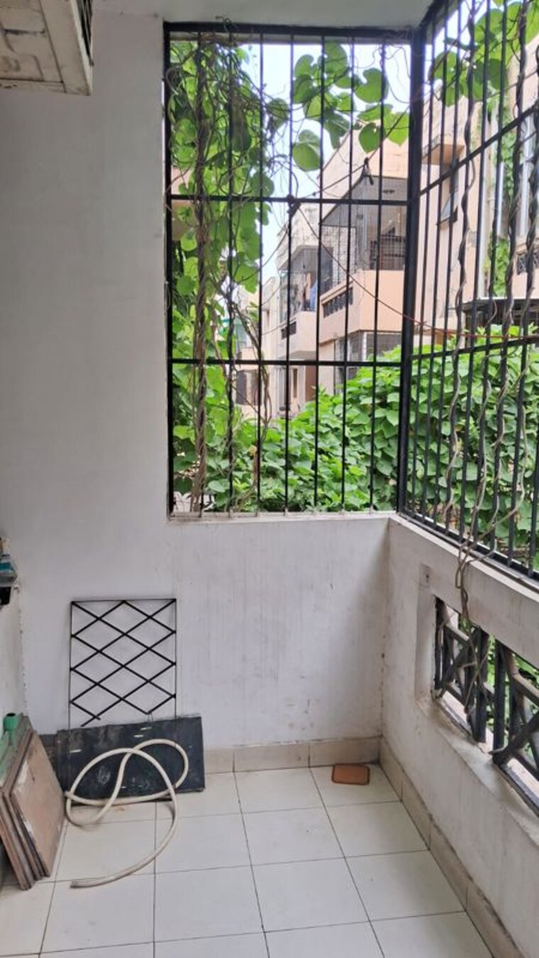 Balcony, ardee-city 4 Bedroom 1900 Sq.Ft. Builder Floor In Sector 52 Gurgaon 10649287