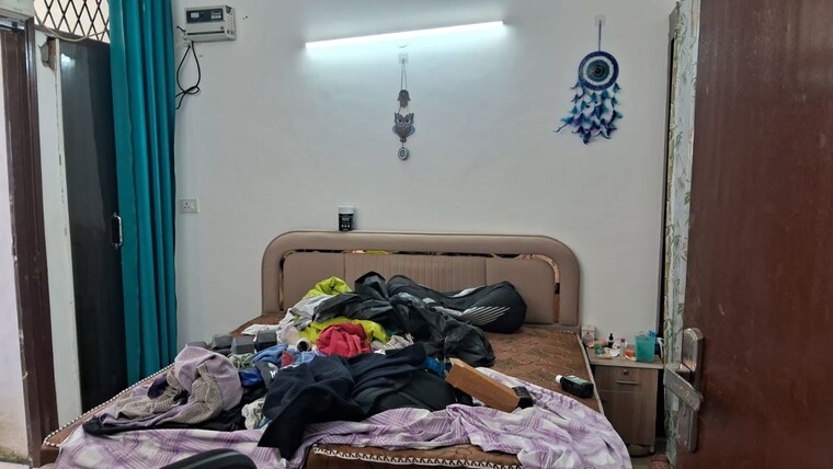Bedroom, ardee-city 4 Bedroom 1900 Sq.Ft. Builder Floor In Sector 52 Gurgaon 10649287