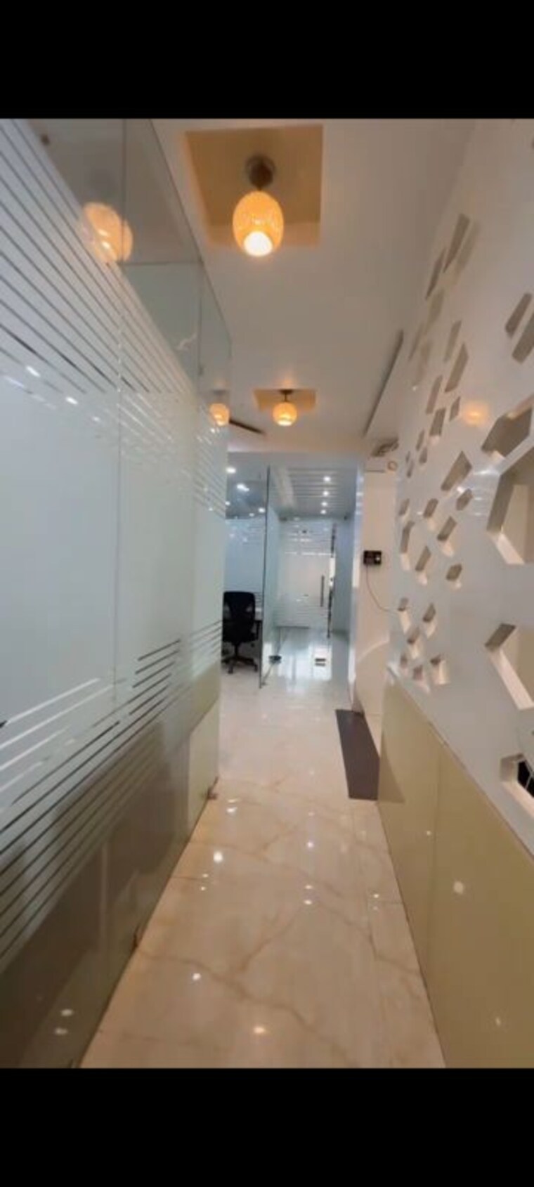Bathroom, bestfield Commercial Office Space 1700 Sq.Ft. In Netaji Subhash Place Delhi 10649265
