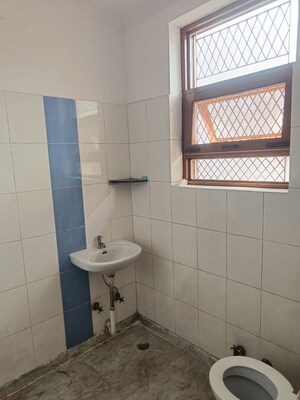 Bathroom in 2.5 BHK Independent House at Sector 21 – for Rent