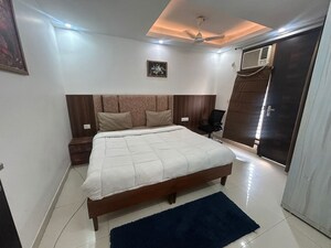 Bedroom in 1 BHK Builder Floor at Sector 53 – for Rent