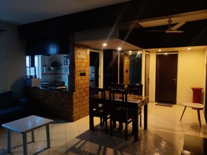 3 BHK Apartment For Rent in Maple Heights, Sector 43