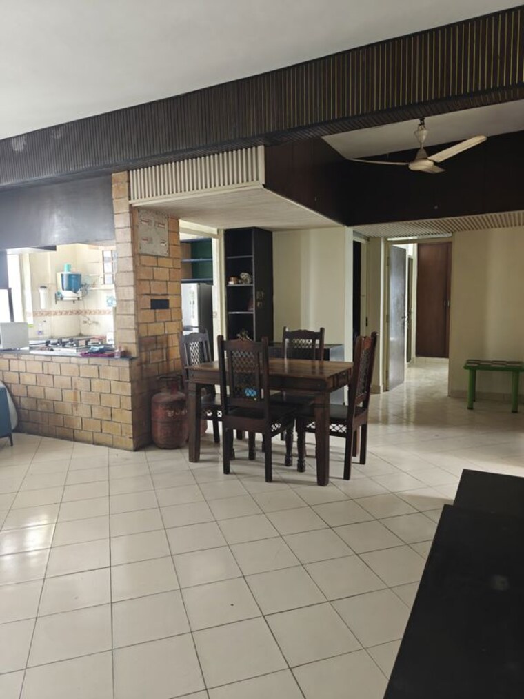  Parking, maple-heights 3 Bedroom 1345 Sq.Ft. Apartment In Sector 43 Gurgaon 10649301