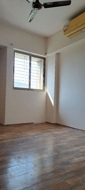 Room in 2 BHK Apartment at Lodha Casa Rio Gold, Dombivli East – for Rent