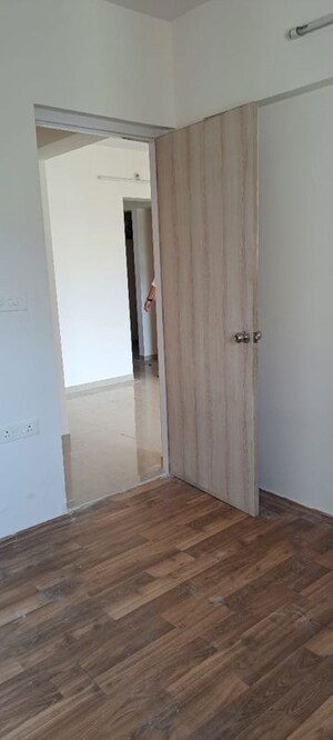 Room in 2 BHK Apartment at Lodha Casa Rio Gold, Dombivli East – for Rent