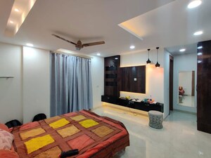 Bedroom in 4 BHK Builder Floor at Vipul World Floors, Sector 48 – for Rent