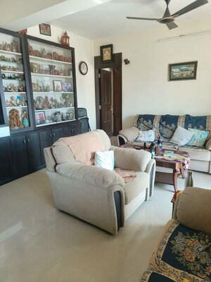 Living Room in 4 BHK Apartment at Matunga West – for Sale