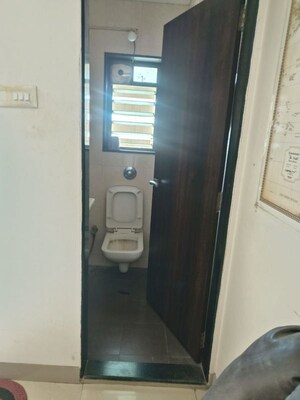 Bathroom in 4 BHK Apartment at Matunga West – for Sale