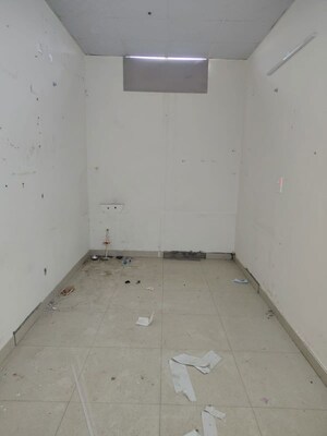  Shop For Rent in Omaxe World Street, Sector 79