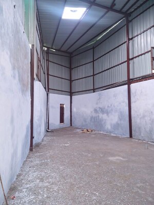 Room in  Warehouse at Salahpur Majra – for Rent