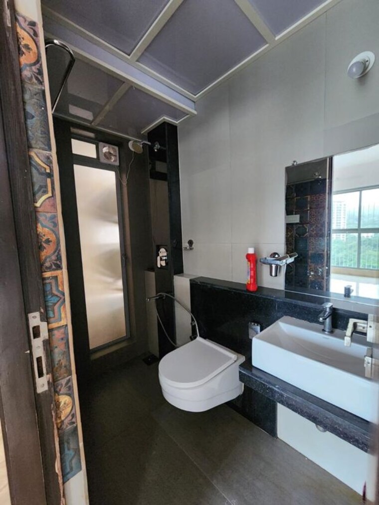 Attached Bathroom, rajesh-white-city 3 Bedroom 1150 Sq.Ft. Apartment In Kandivali East Mumbai 10649385