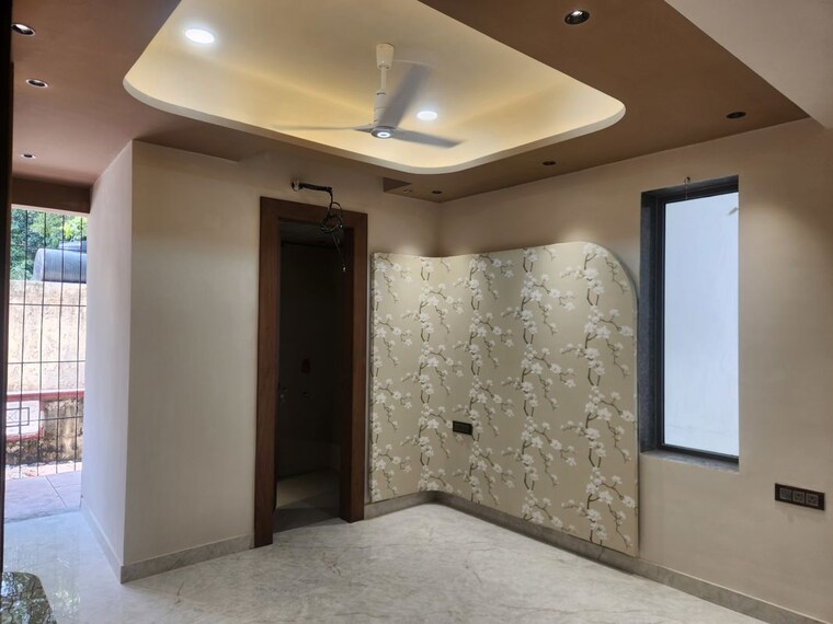 Room, sushant lok i 3 Bedroom 215 Sq.Yd. Builder Floor In Sushant Lok I Gurgaon 10638119