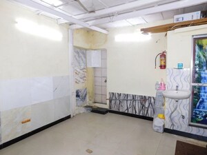 Bedroom in  Office Space at Goregaon West – for Rent