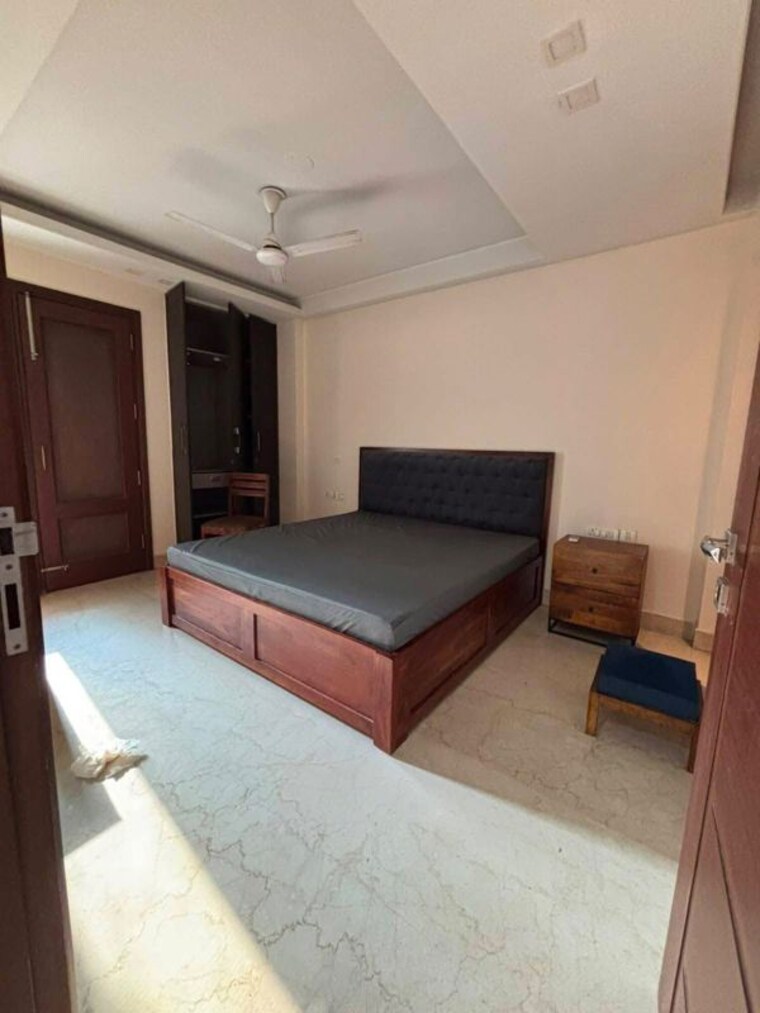 Bedroom, shivalik colony 3 Bedroom 1800 Sq.Ft. Builder Floor In Shivalik Colony Delhi 10649446