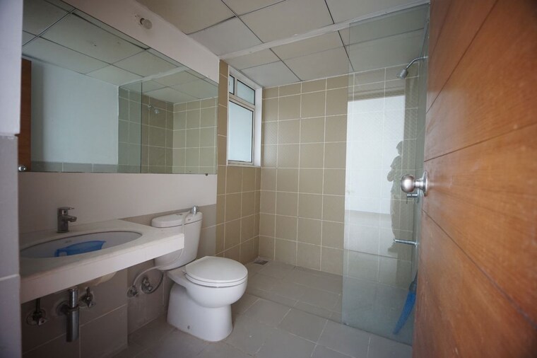Bathroom, marvel-albero 4 Bedroom 3440 Sq.Ft. Penthouse In Kondhwa Pune 10649442